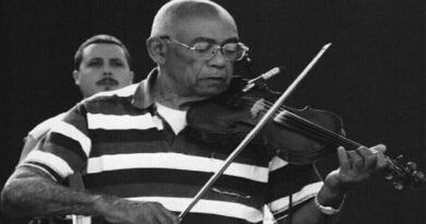 FALLECIÓ CELSO VALDÉS, EL DECANO VIOLINISTA DE LA ORQUESTA ARAGÓN FALLECIÓ CELSO VALDÉS, EL DECANO VIOLINISTA DE LA ORQUESTA ARAGÓN